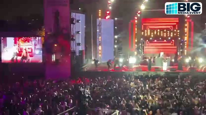 Écrans LED Outdoor P3 sur une scène de concert en plein air